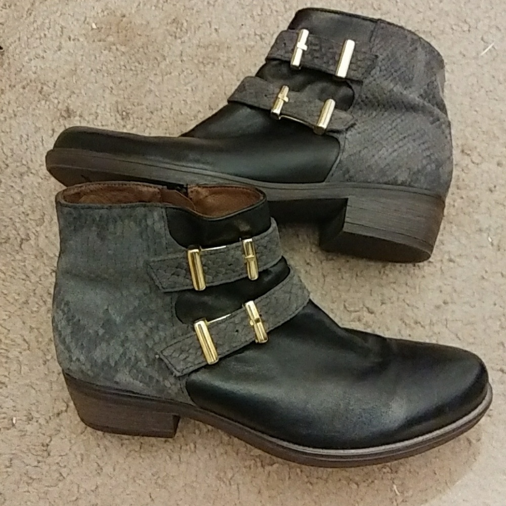 Eric Michael Leather boots. Sze 38
